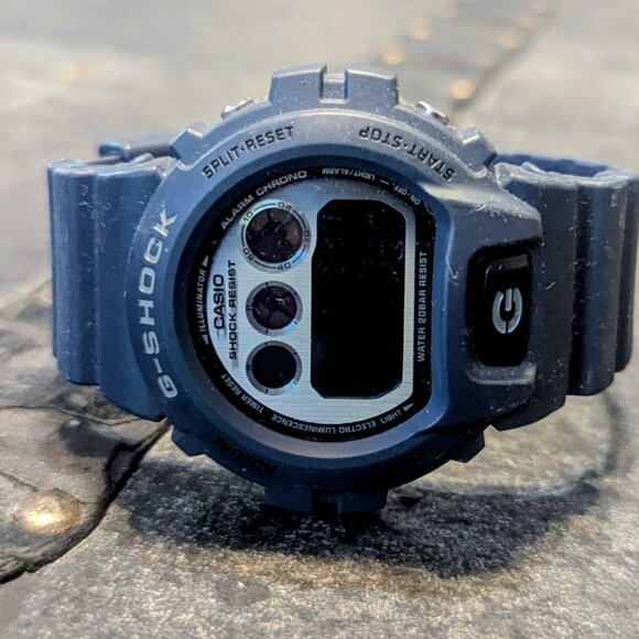 G-SHOCK Navy Blue Casio 3230 inverted display DW-6900HM - Picture 2 of 5